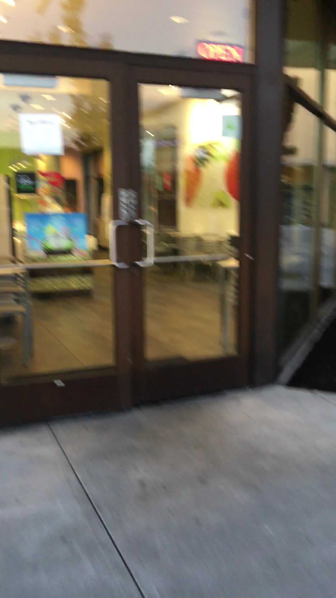 Yogurtland