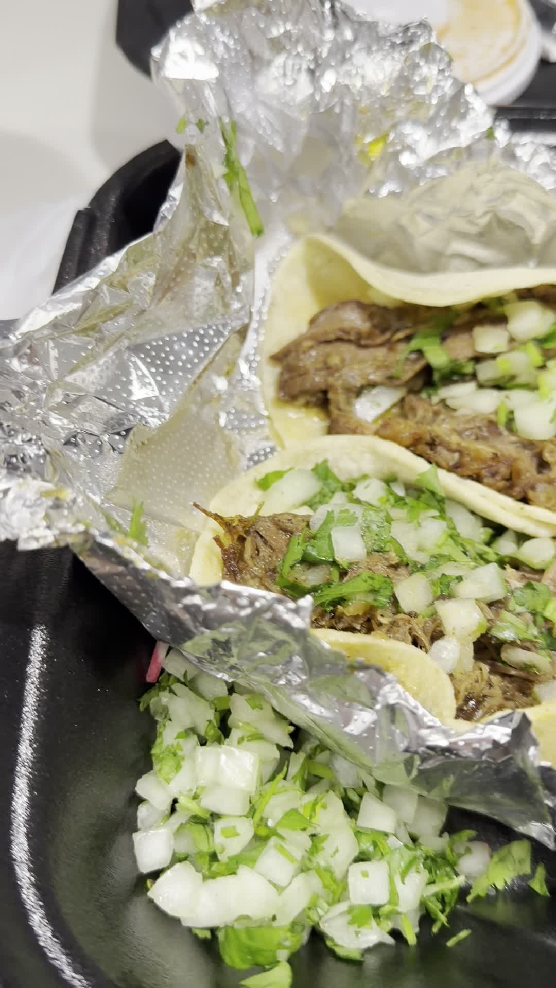 Tacos & avocados