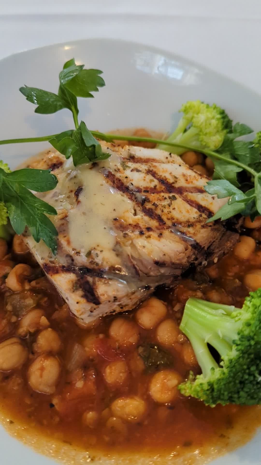 Video review of Kellari Taverna