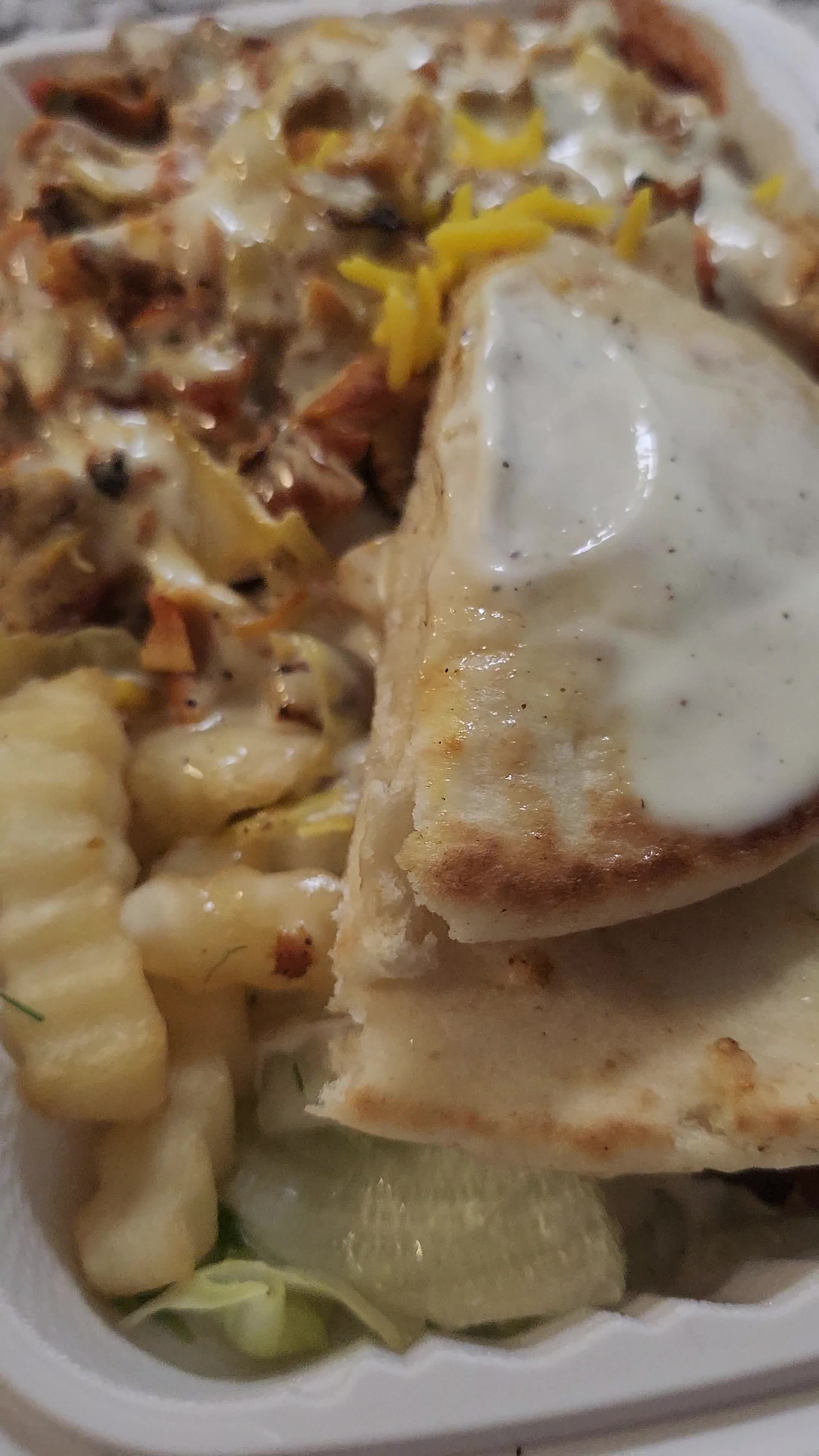 Video review of Mia Halal Food