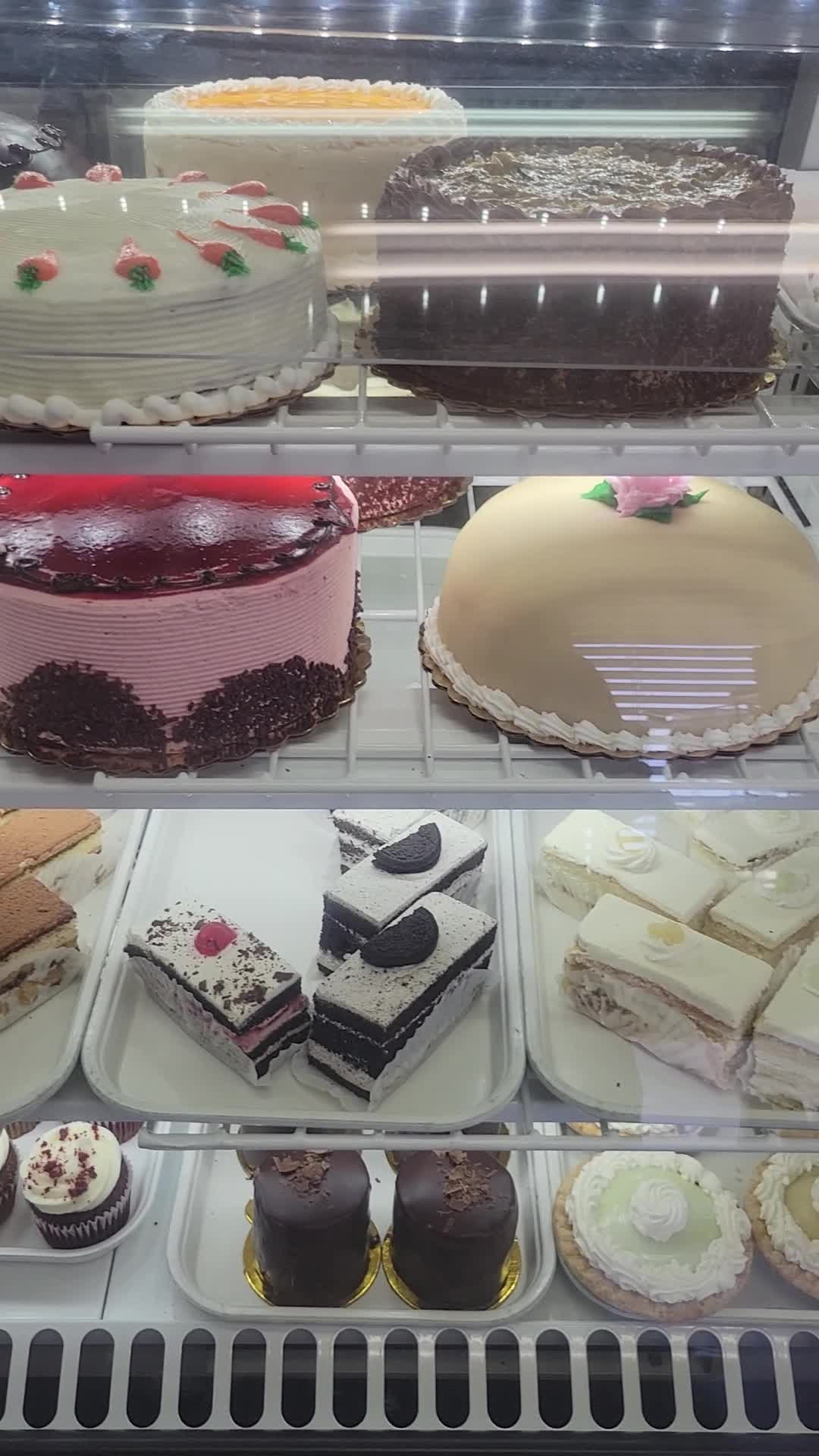 M & W Dutch American Bakery