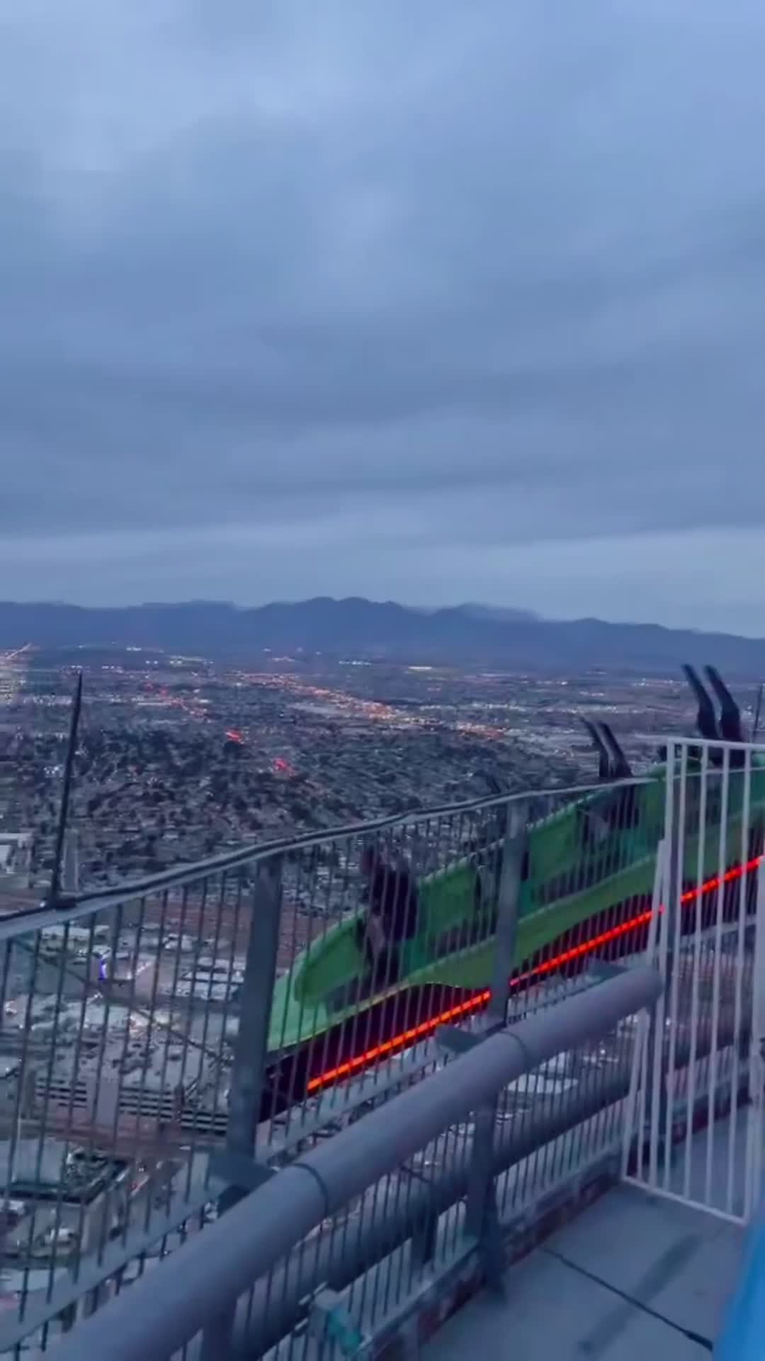 Video review of The STRAT Hotel, Casino & Tower