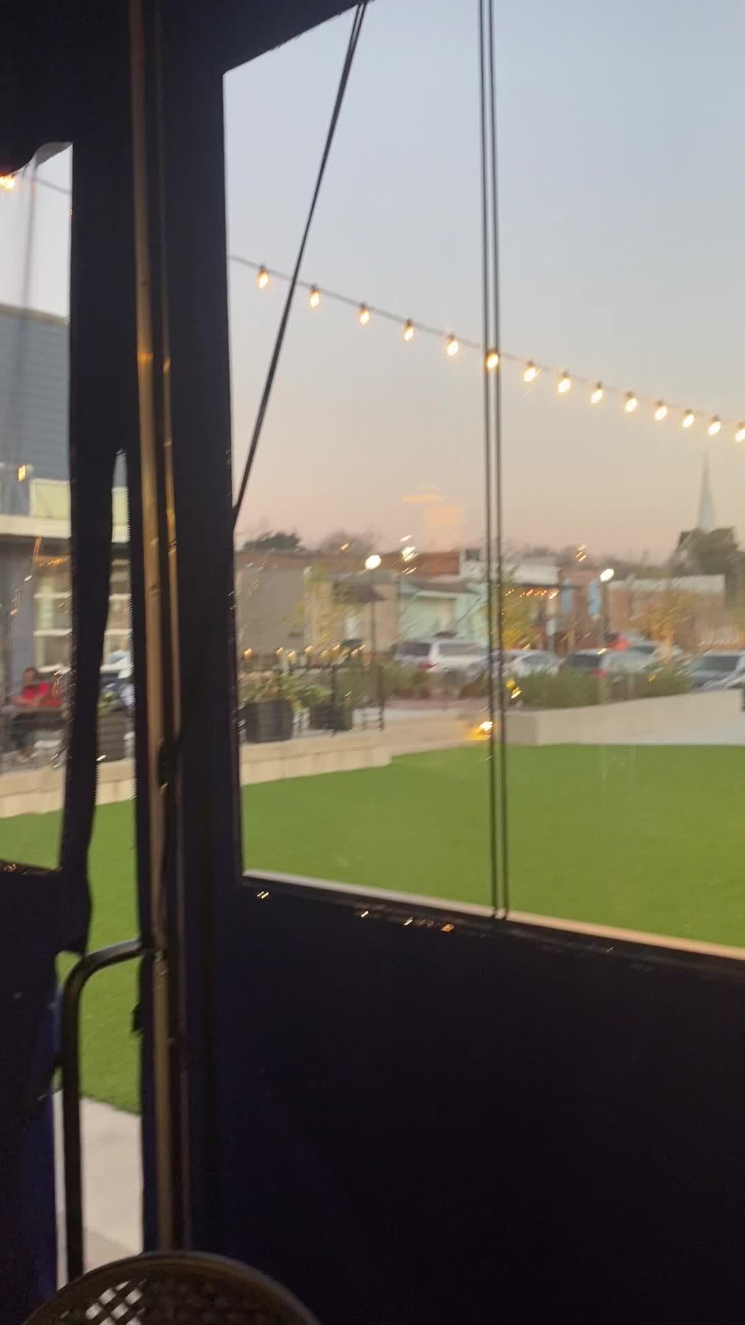 Nouveau Bar & Grill – Jonesboro