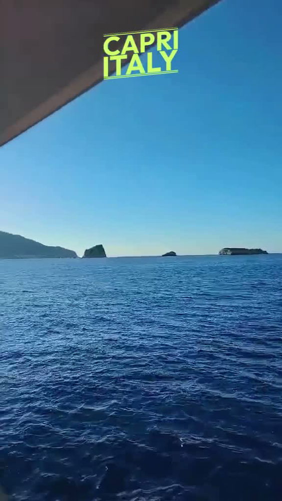 City Moment · Capri