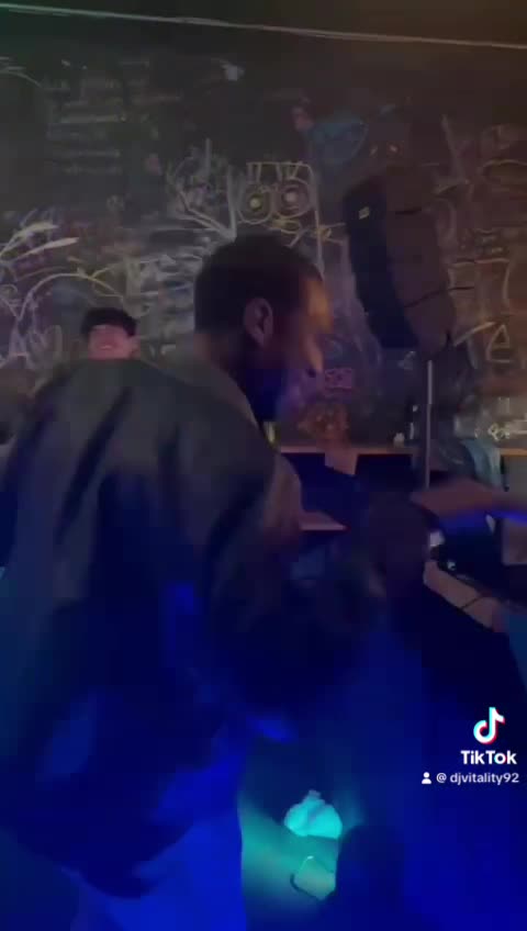 Jungle Burger Bar Restaurant via 4 1-13zona 4 Guatemala City