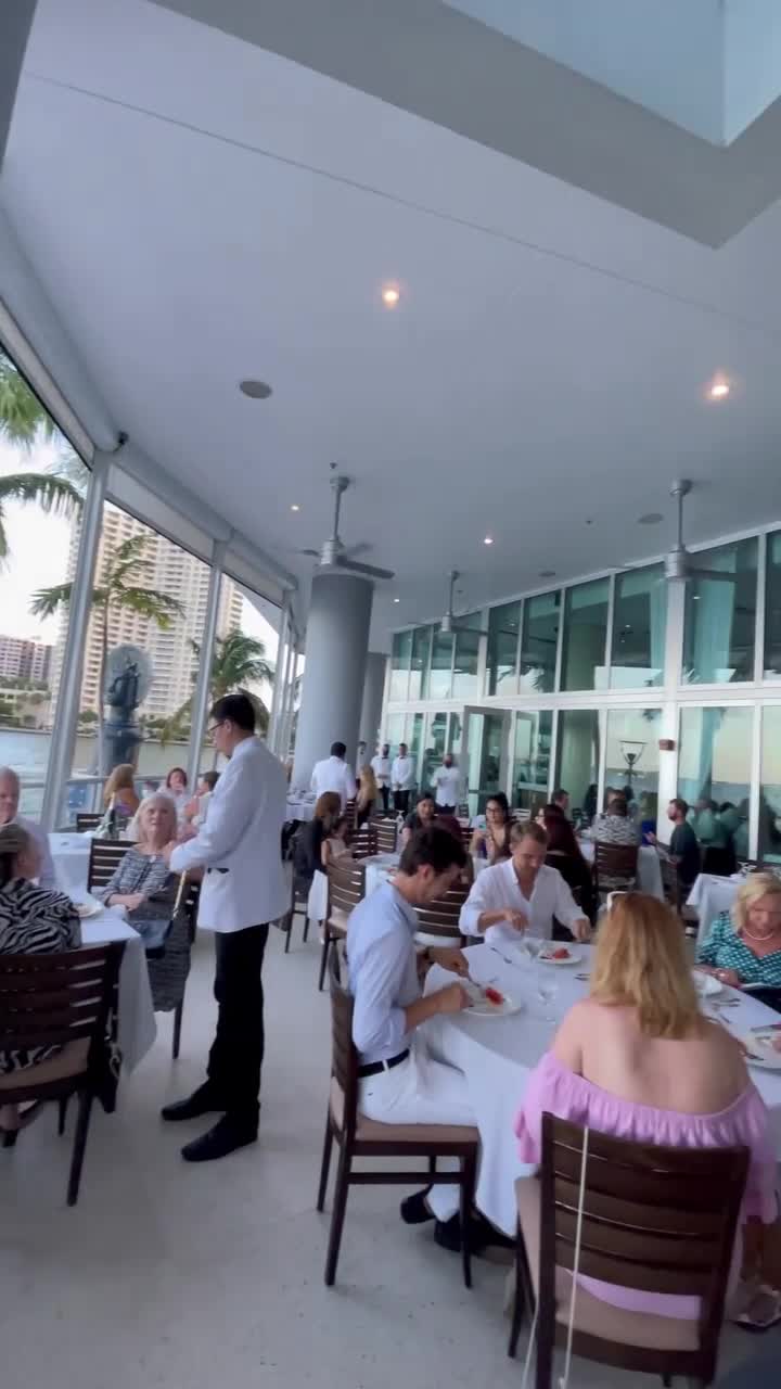 Video review of Il Gabbiano