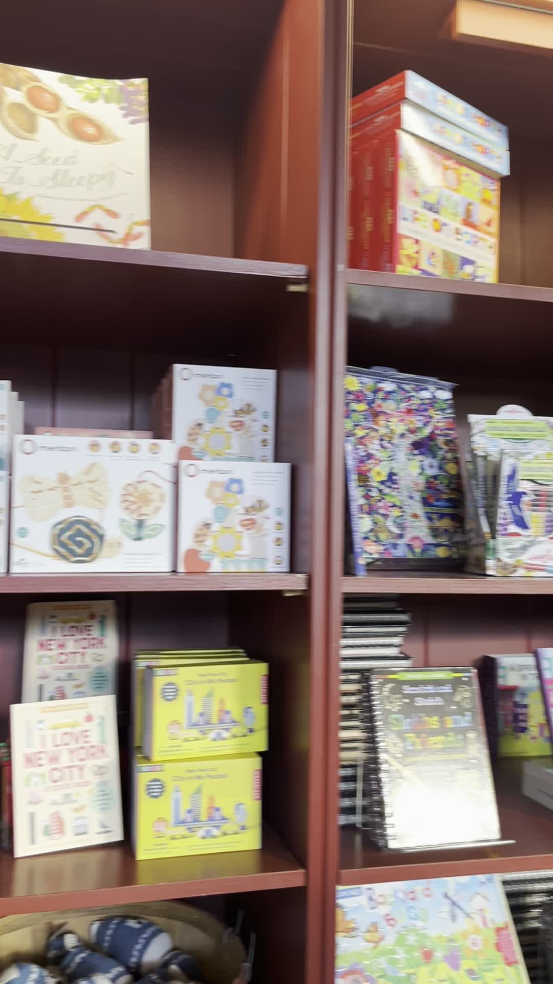 Video review of Shop in the Garden