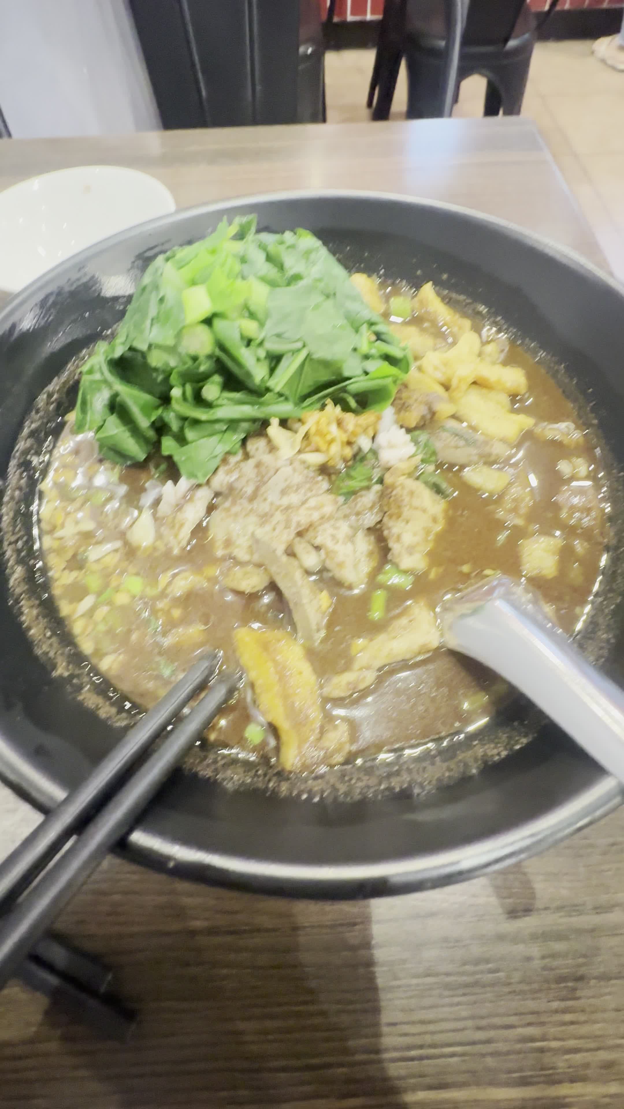 Video review of New Thainatown