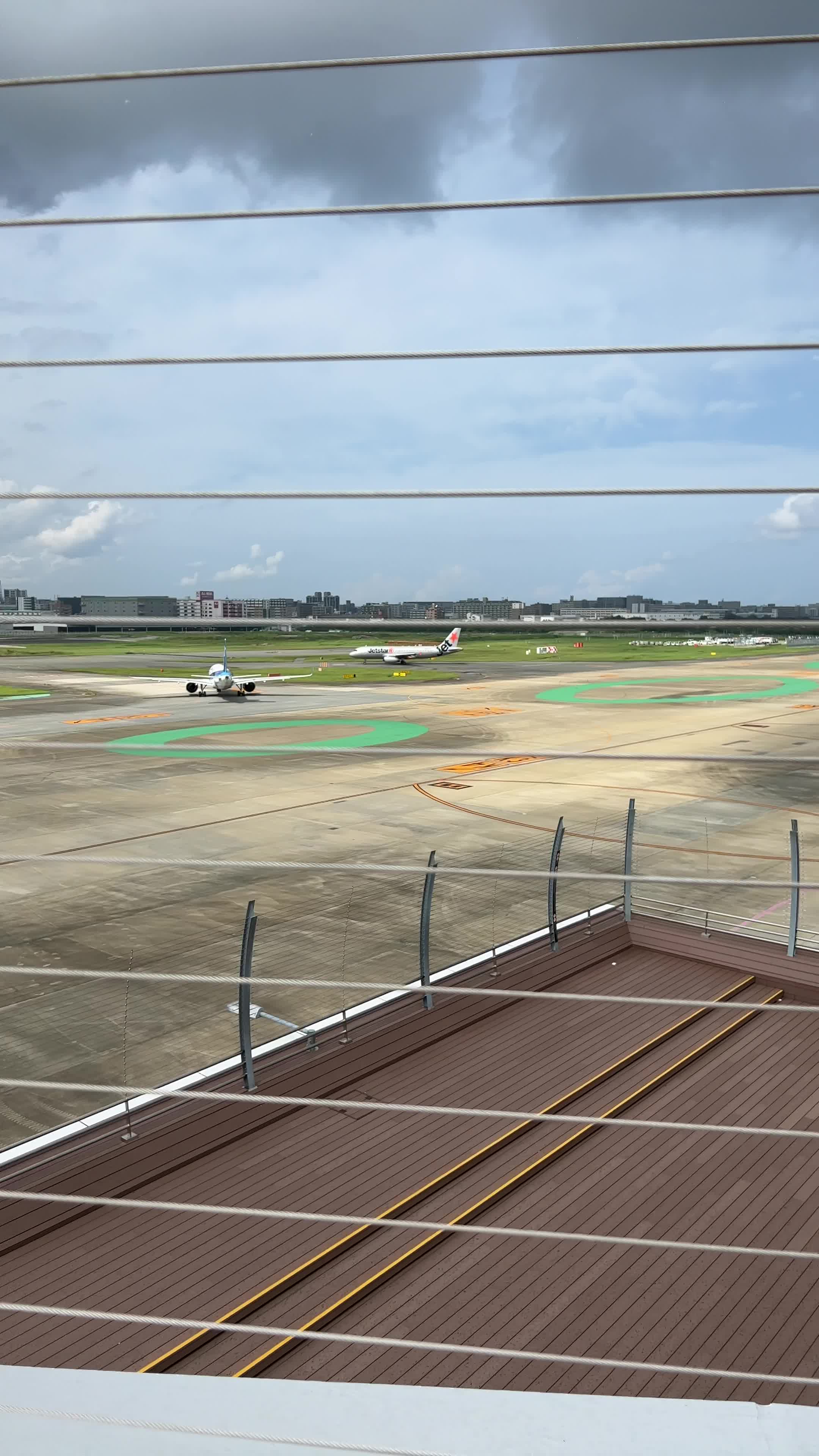 Fukuoka Airport (FUK) (福岡空港)