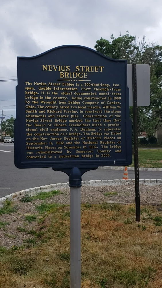 Nevius Street Sitting Bridge