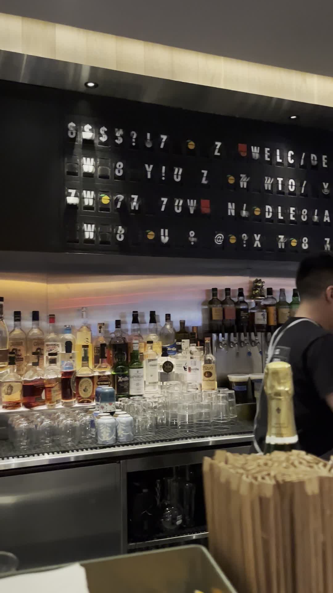 Video review of Momofuku Noodle Bar