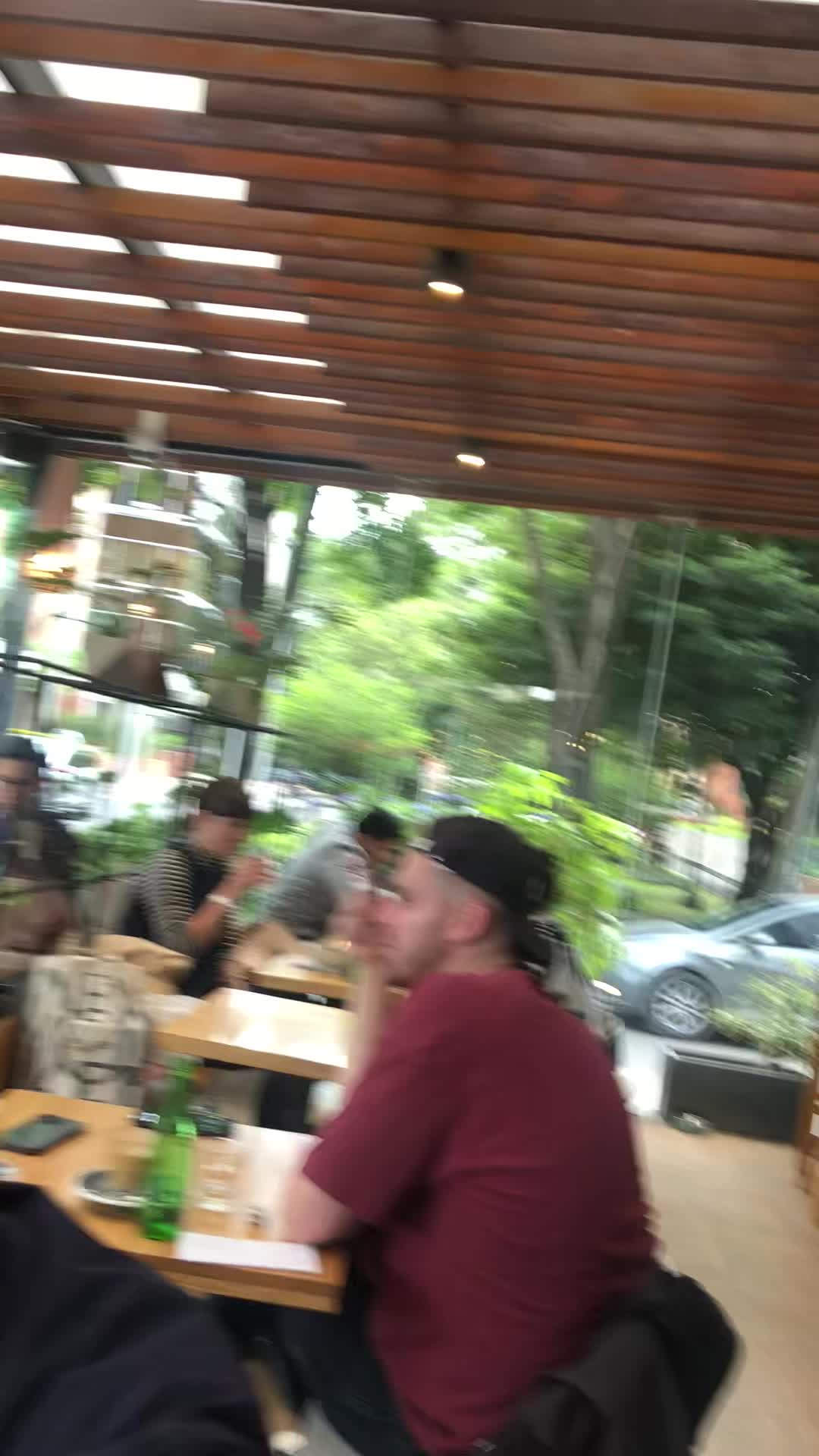 Video review of Azahar Café