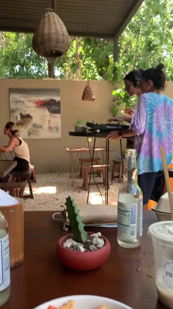 Botánica Garden Café