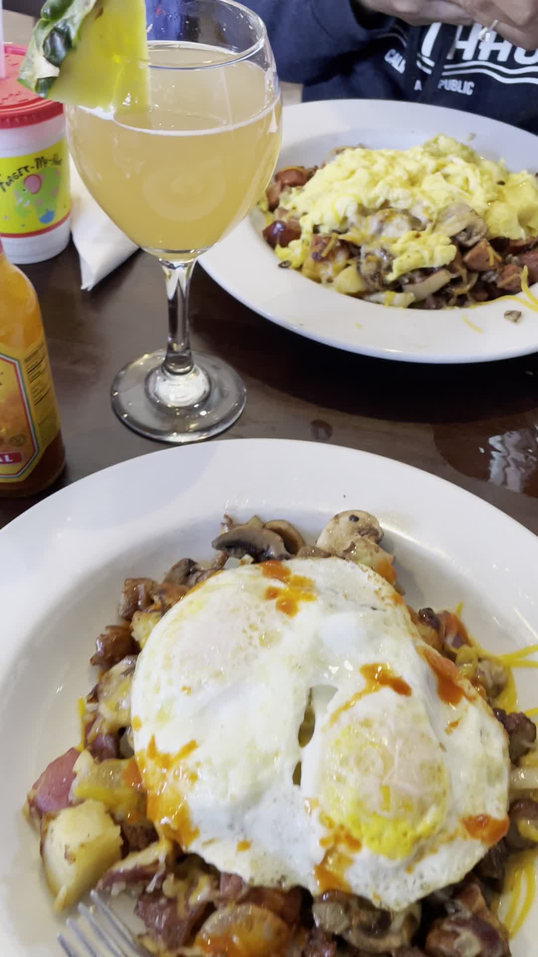 Video review of The Mimosa House