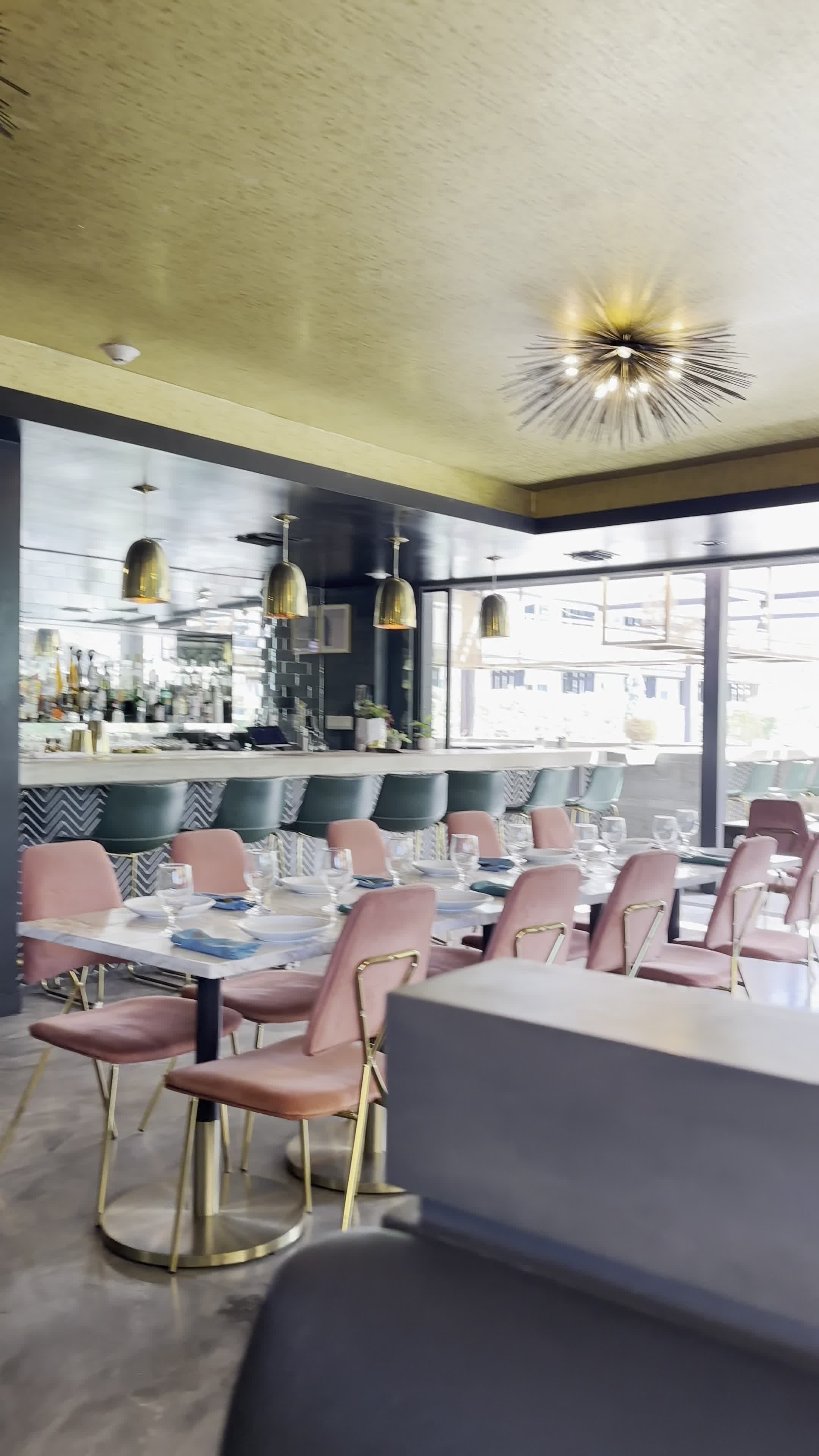 GiGis Restaurant and Bar