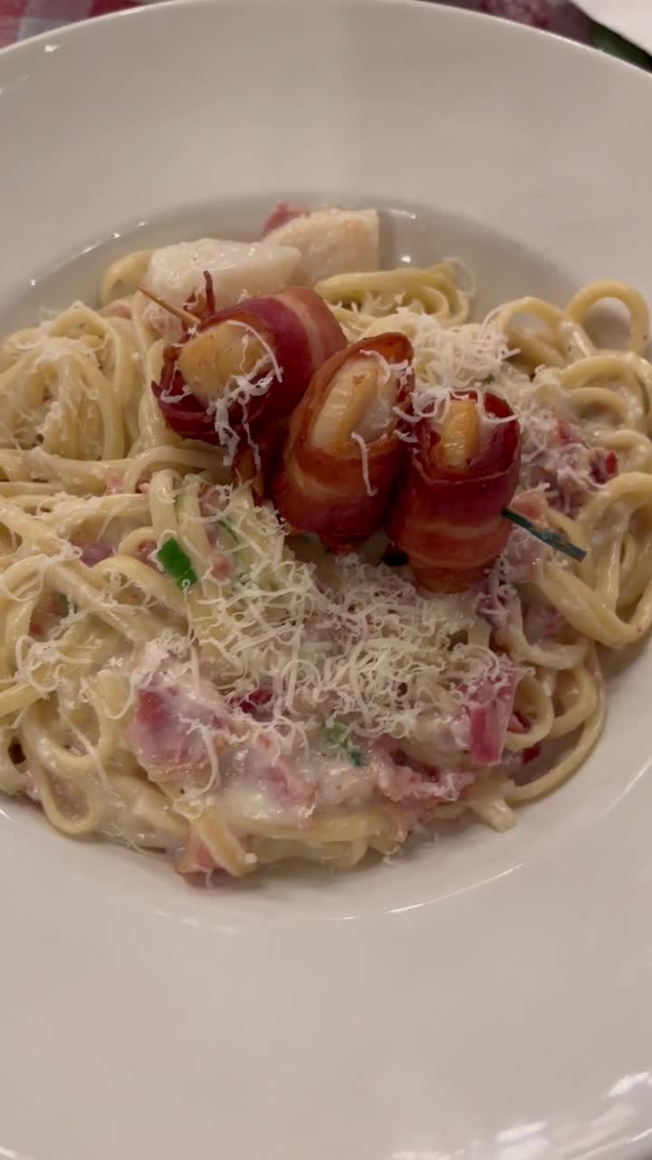 Video review of East Side Mario's St. Albert