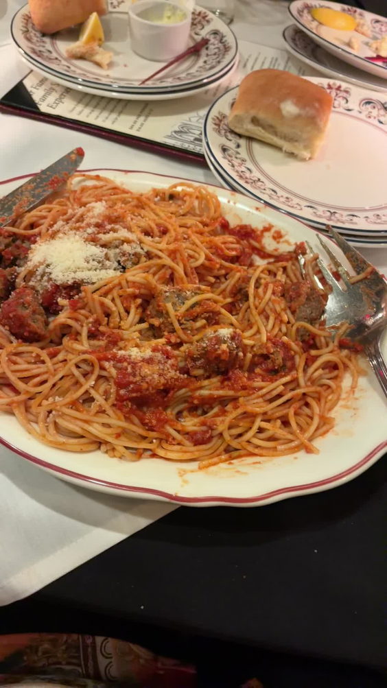 Maggiano's