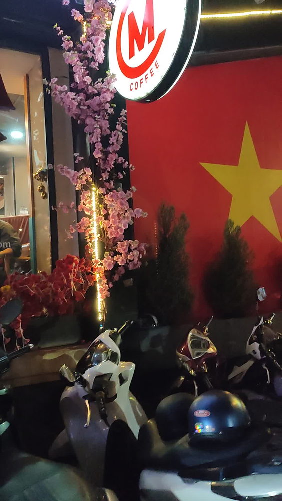 City Moment · Ho Chi Minh City