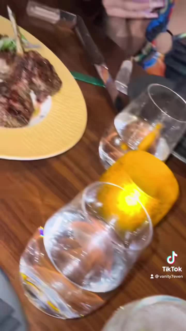 Papi Steak