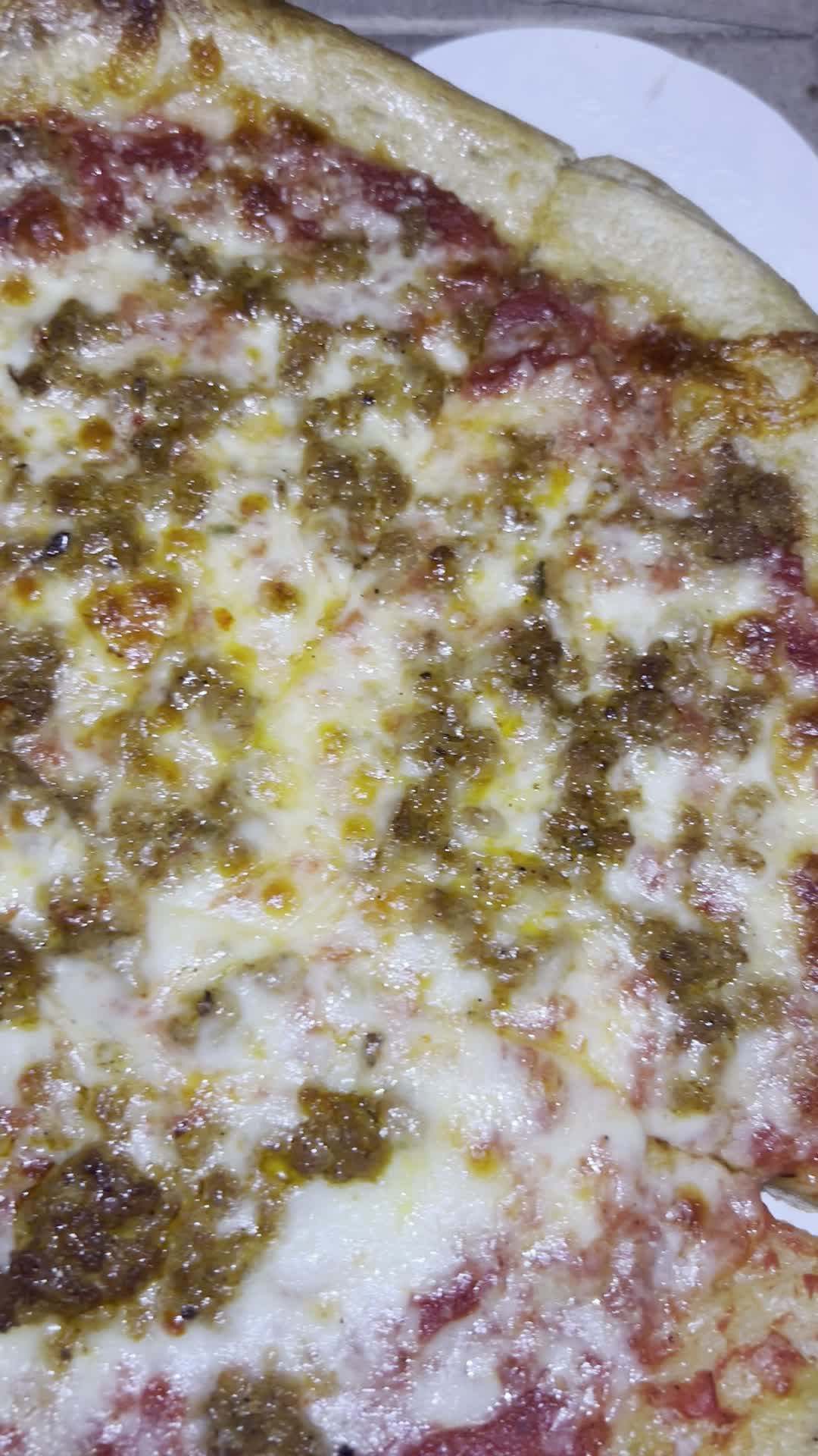 Video review of Mellow Mushroom