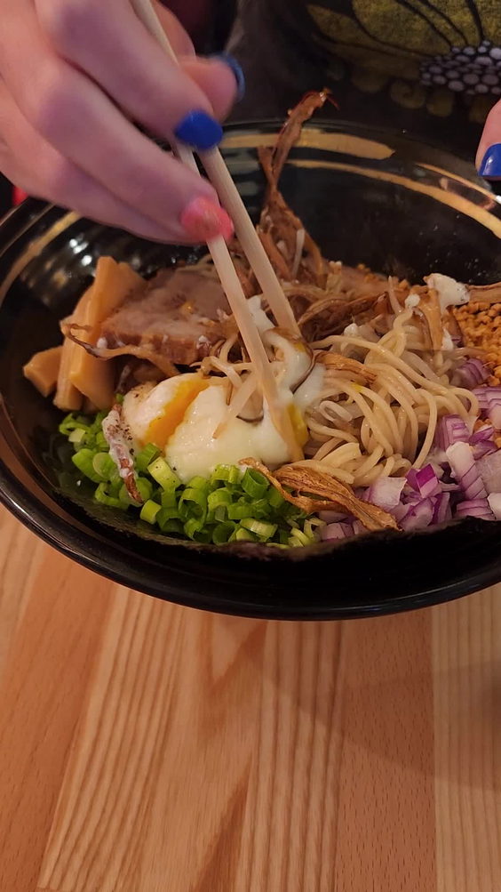 Zuru Ramen Bar
