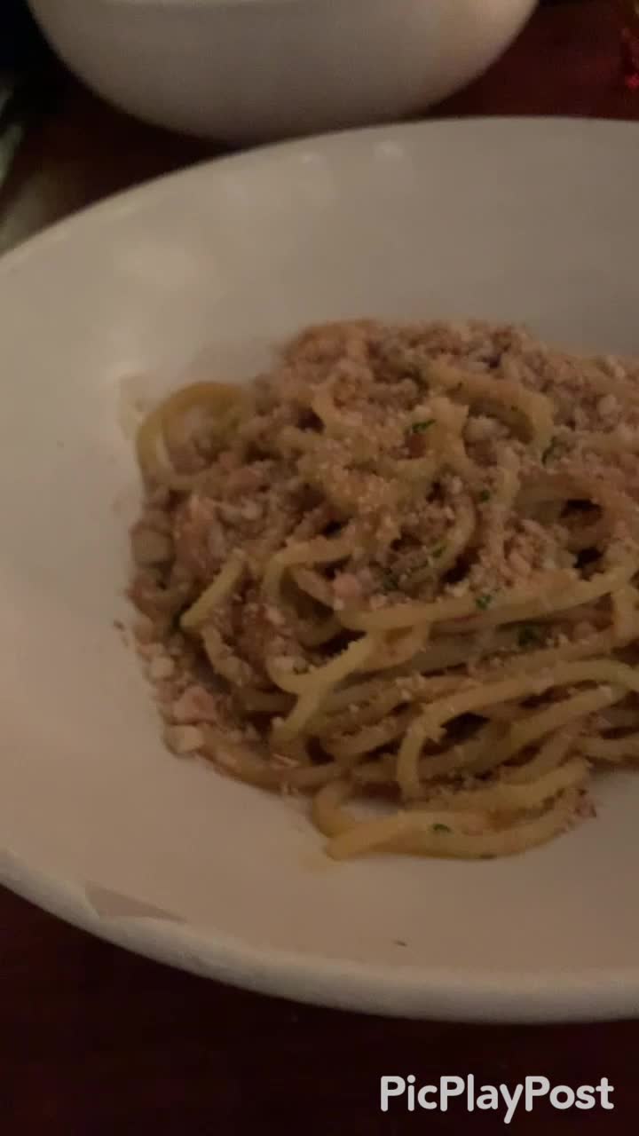 Video review of LaRina Pastificio & Vino