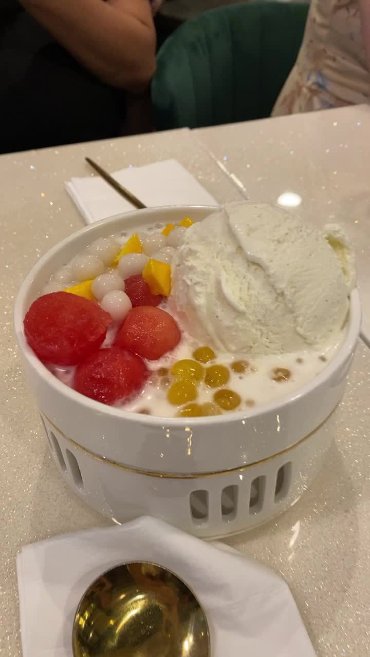 Video review of 520 Dessert ???