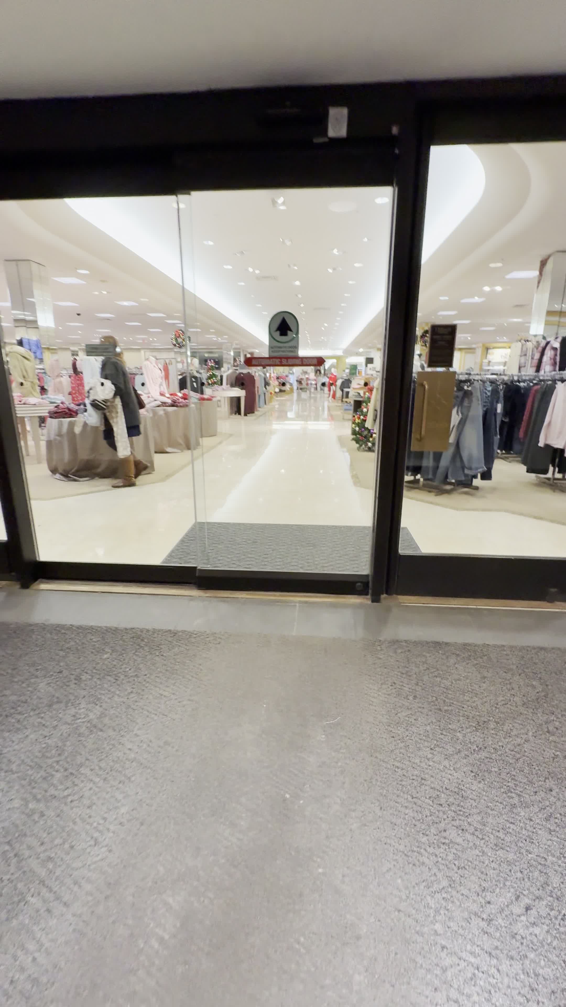Video review of Dillard's