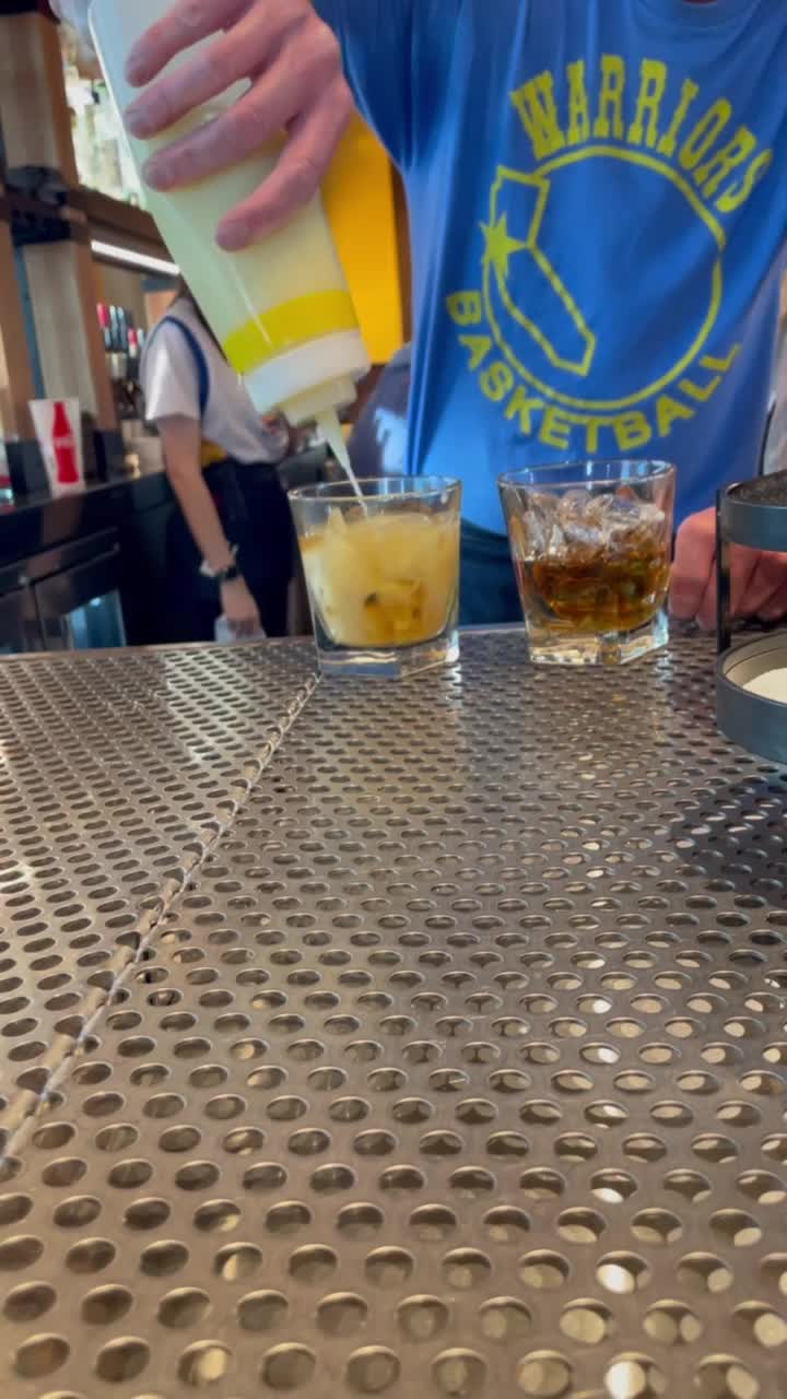 Lazy Dog Restaurant & Bar