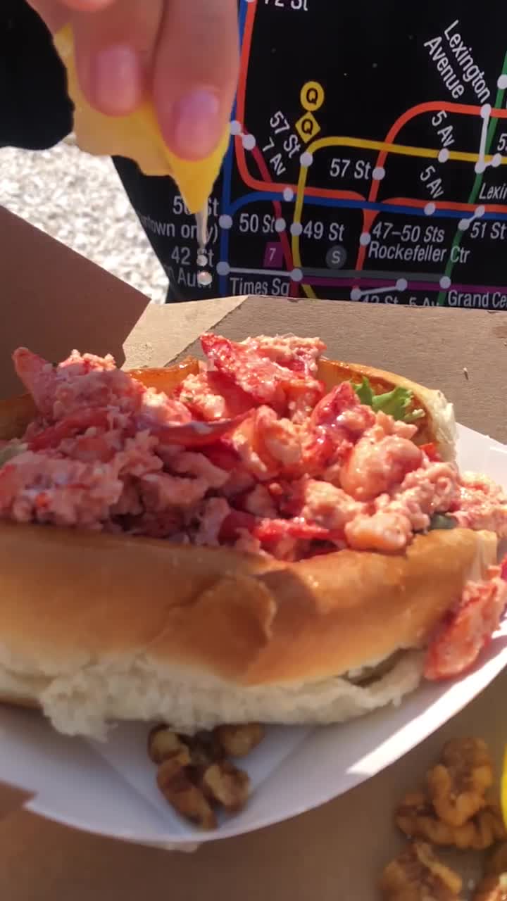 Monahan's Clam Shack by the Sea