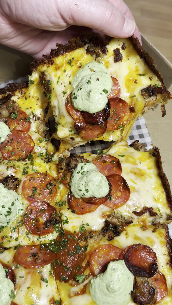 Four Corners Detroit Style Pizza