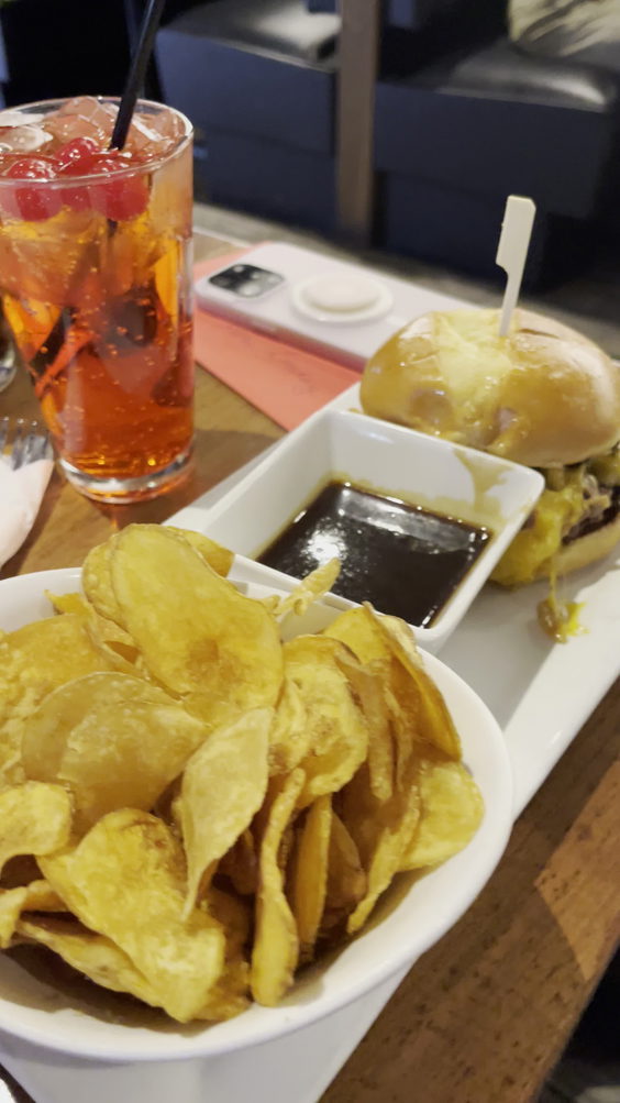 Black Label Tavern