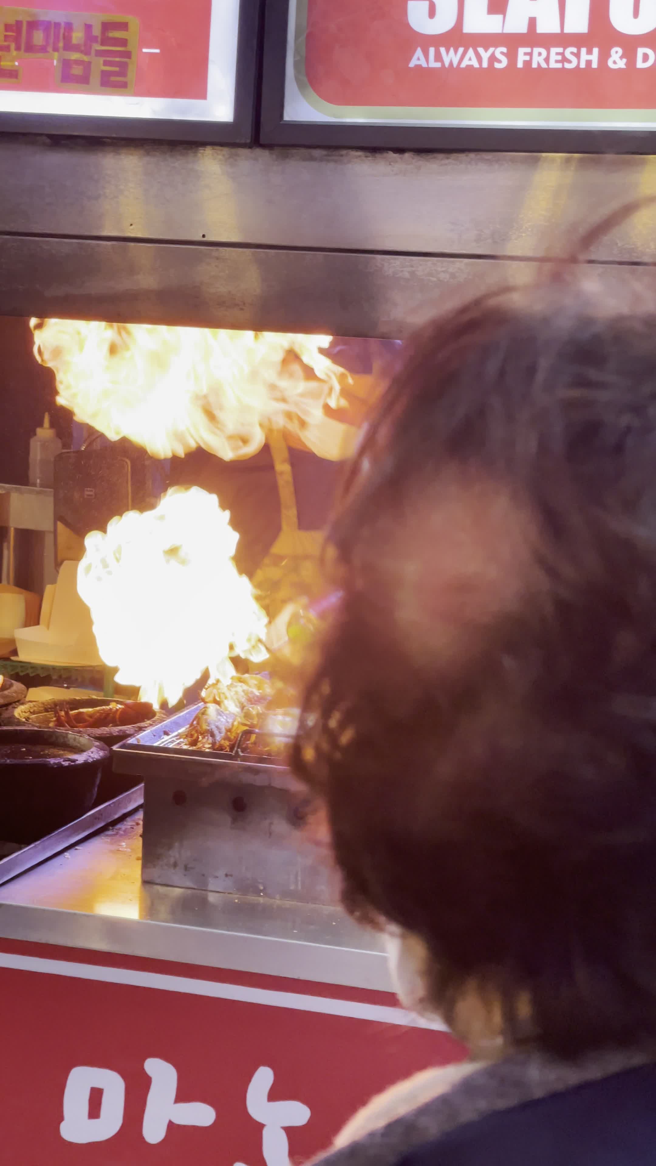 Dongmun Market (동문시장)