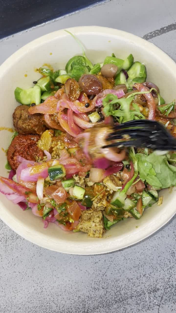 Video review of Cava