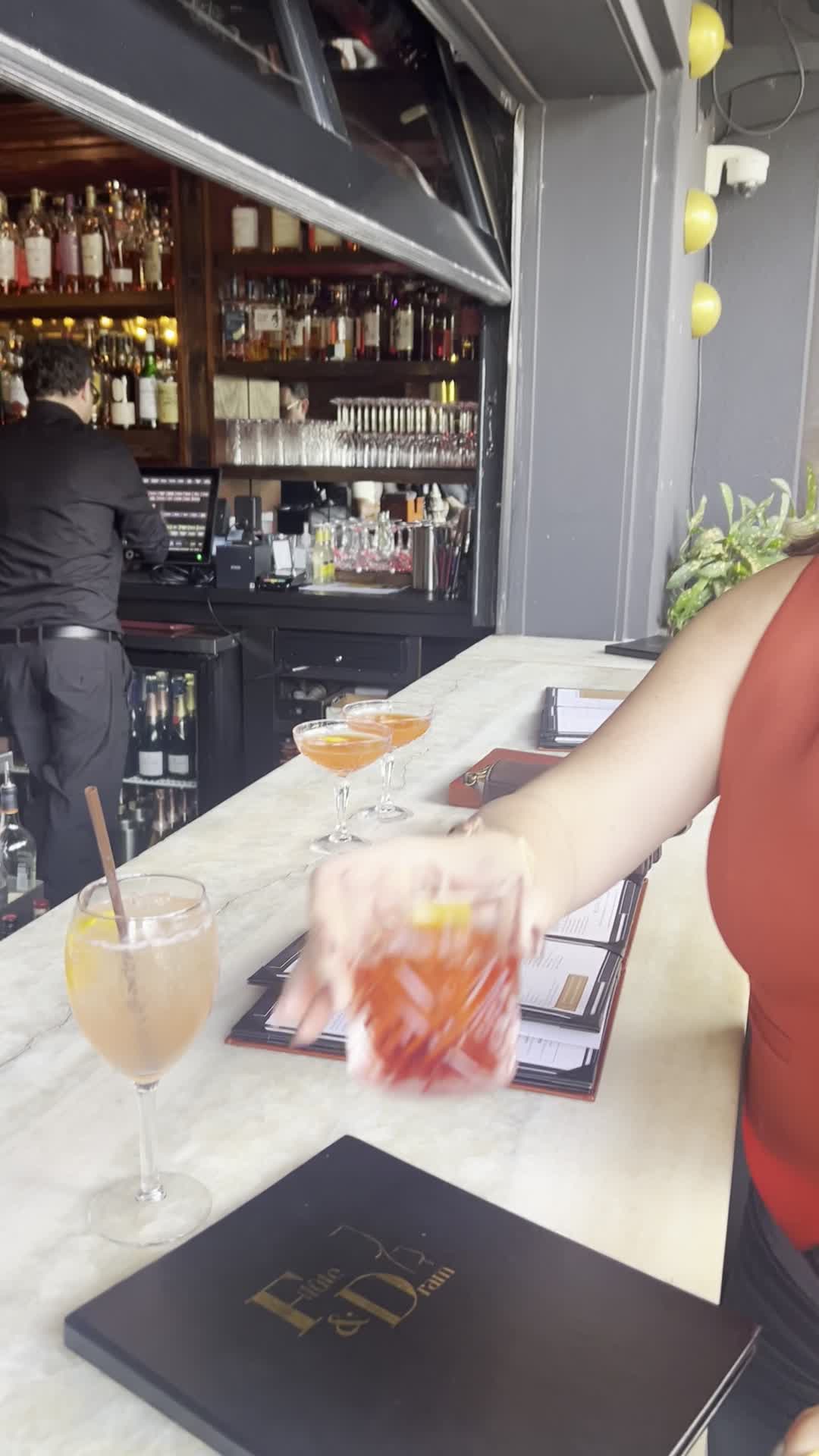 Video review of Flute & Dram
