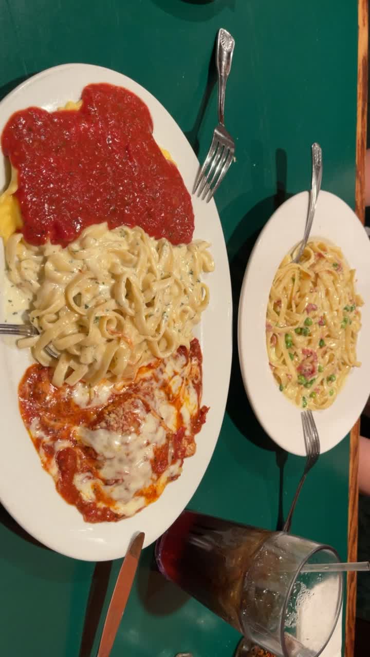 Marri's Pizza & Pasta