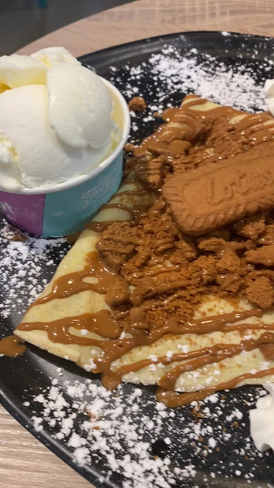 D Spot Dessert Cafe