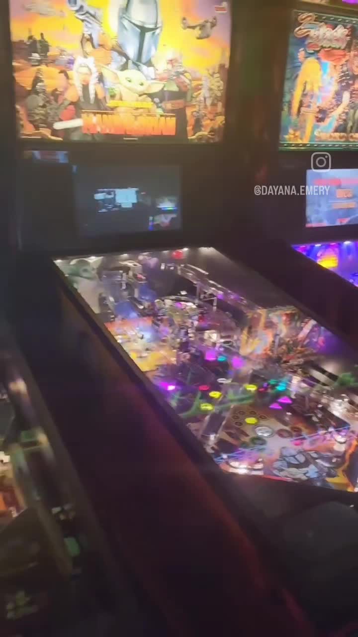 Rubiks Arcade Bar