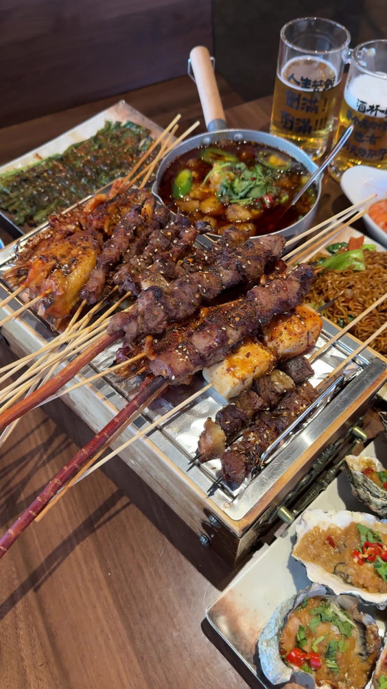 Friendship BBQ 友情客串