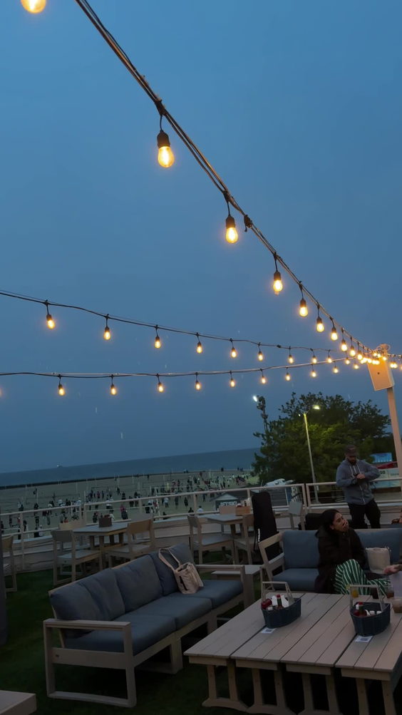 Oak Street Beach