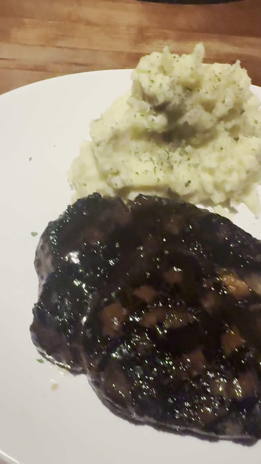 Video review of J Alexander's Restaurant