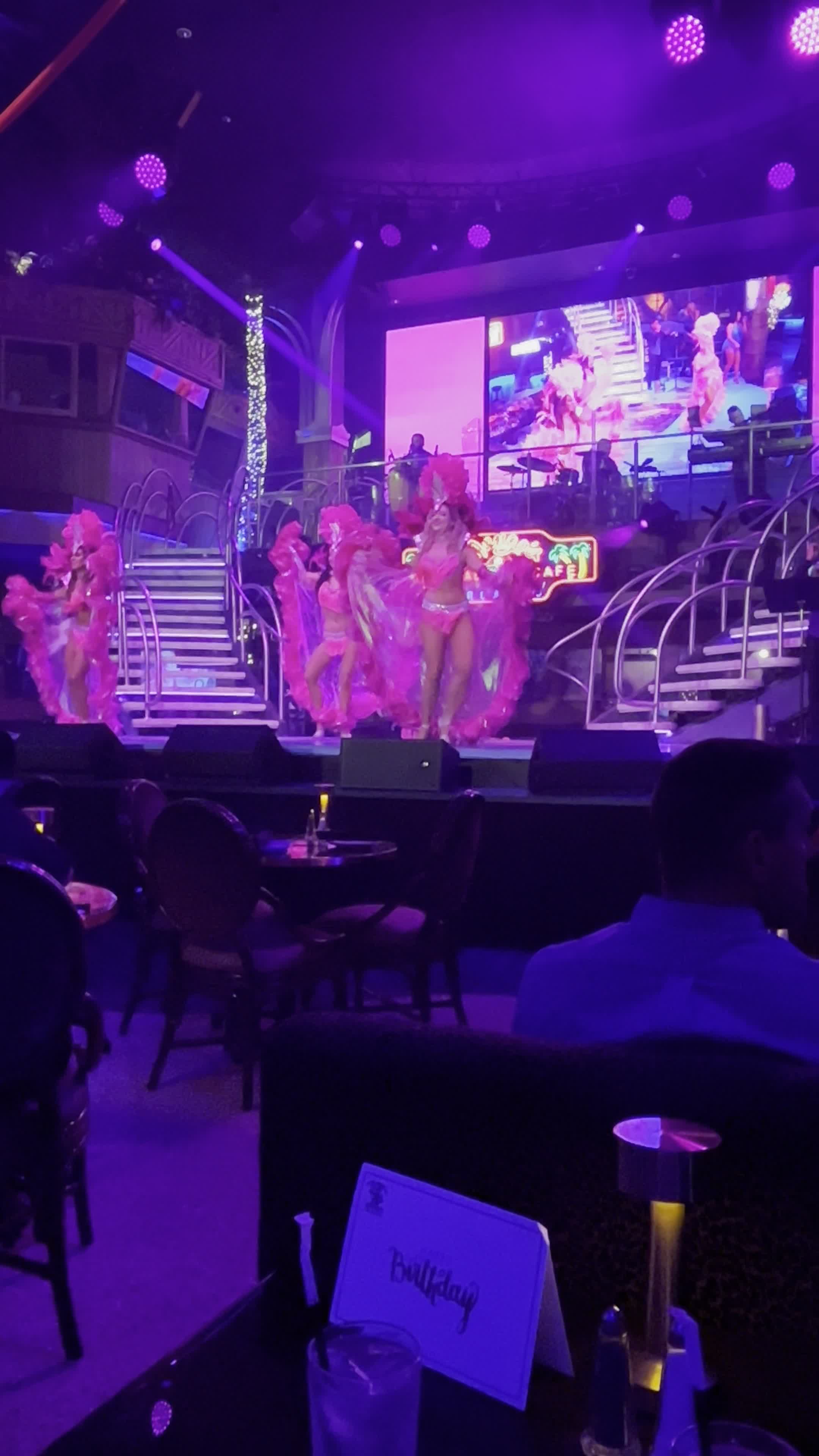 Mango's Tropical Cafe