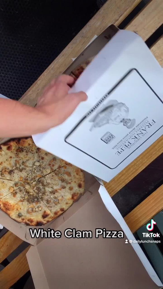Frank Pepe Pizzeria Napoletana
