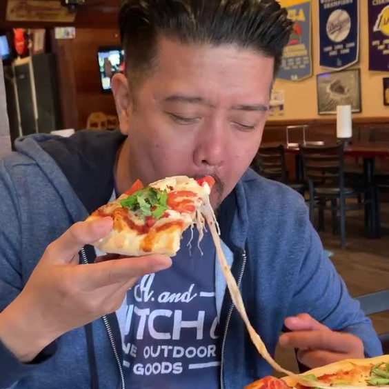 Pizano's Pizzeria