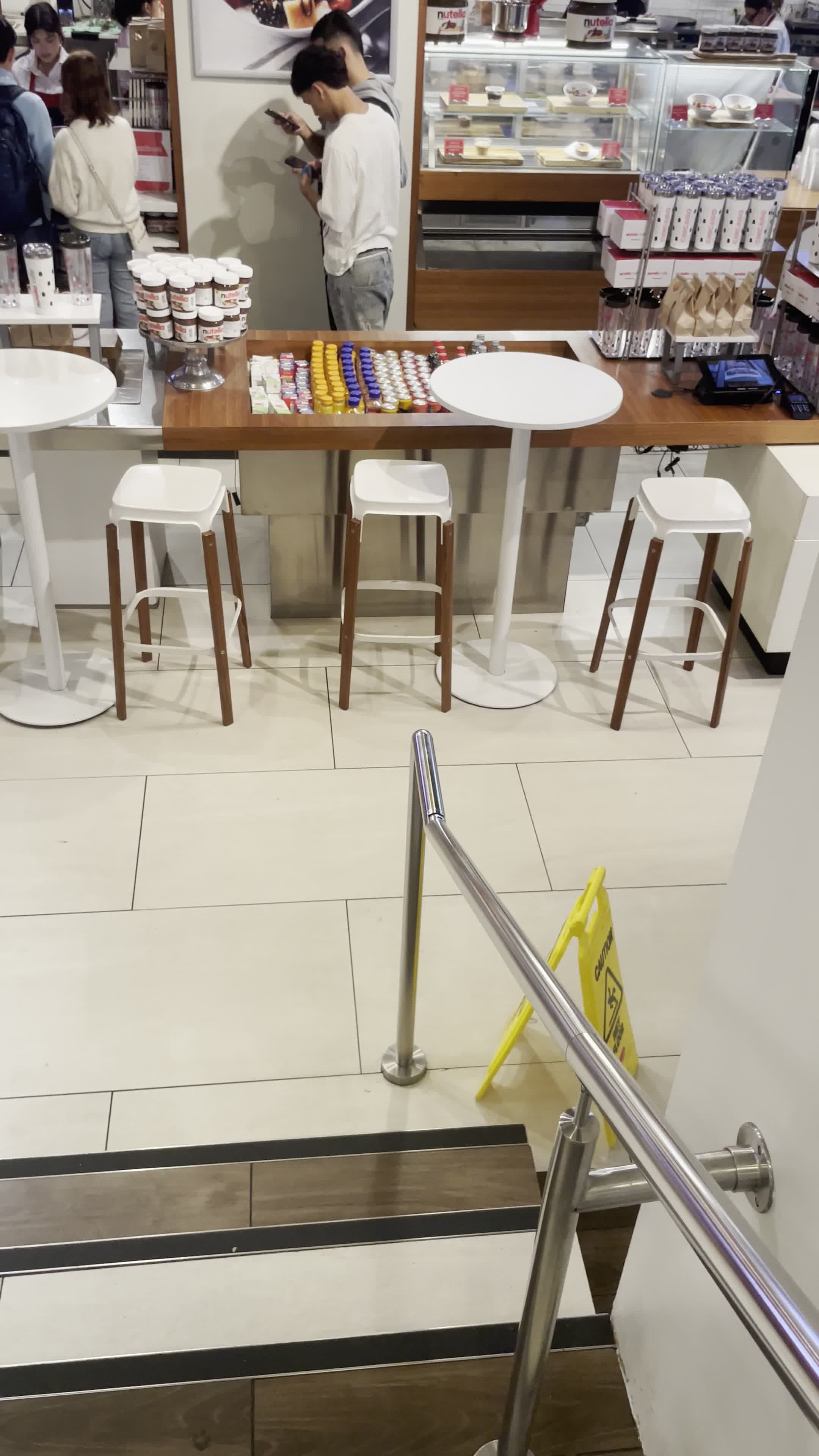 Nutella Cafe