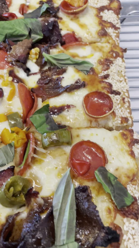 Zolis NY Pizza