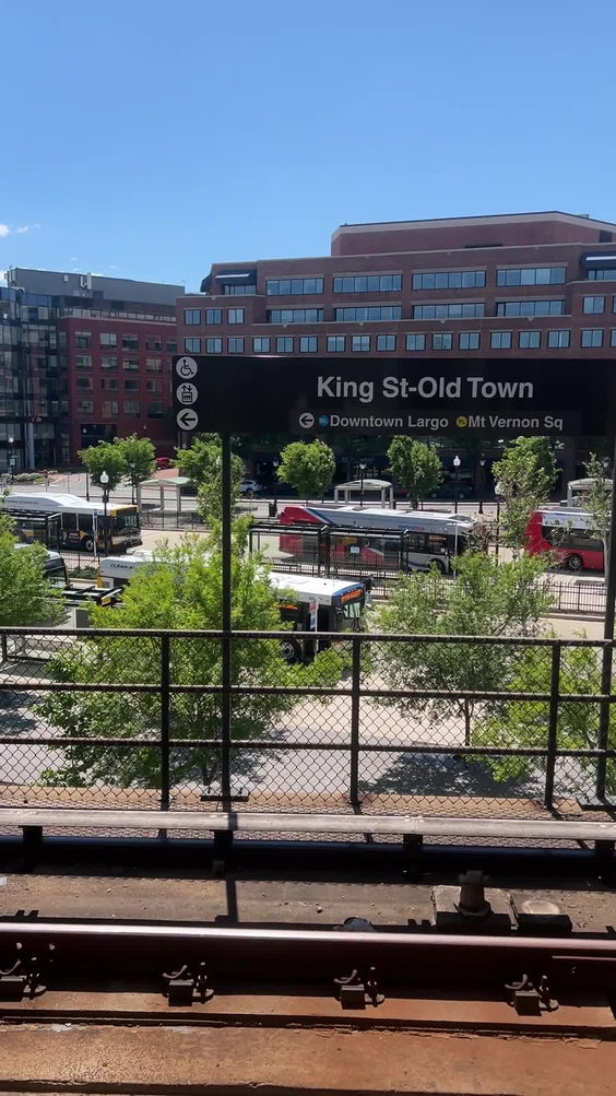King Street - Old Town Metro Station