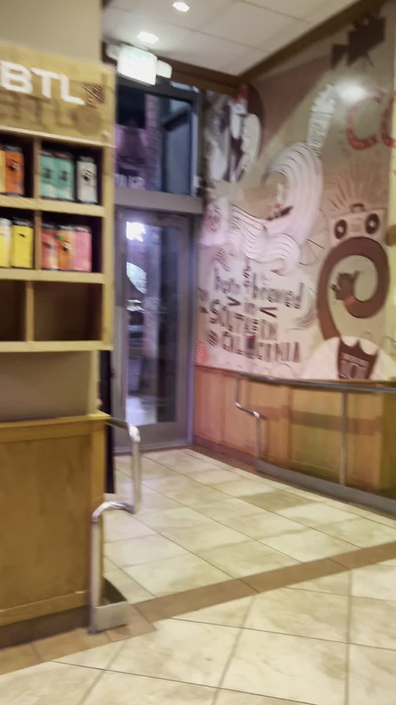 Coffee Bean & Tea Leaf