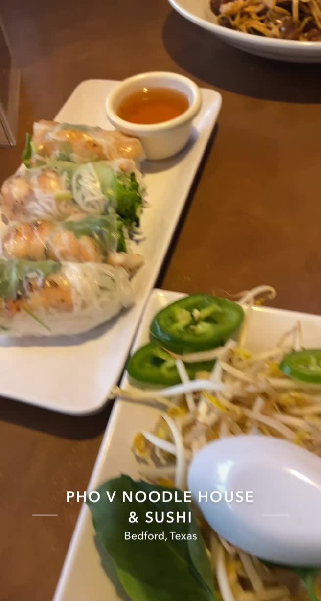Pho v noodle house & sushi