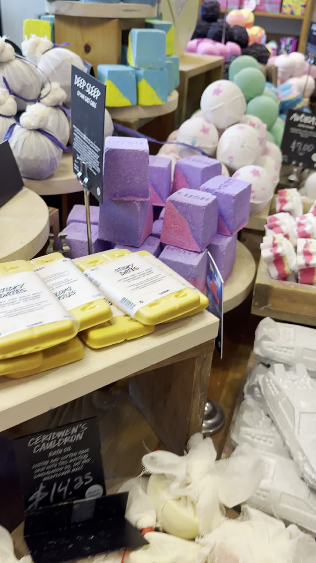 LUSH Fresh Handmade Cosmetics